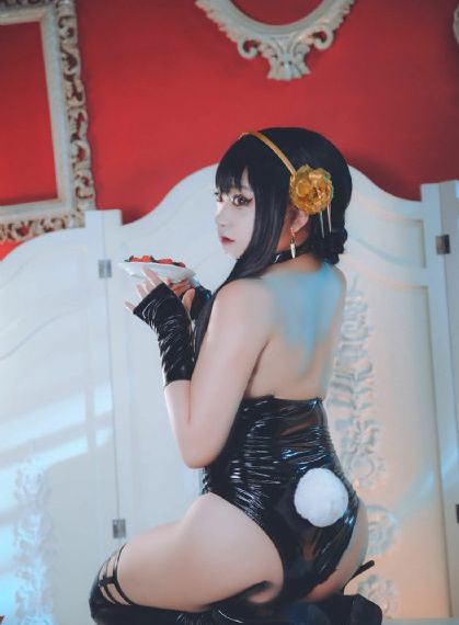 《漂亮的女邻居》未删减_HDHD高清在线观看